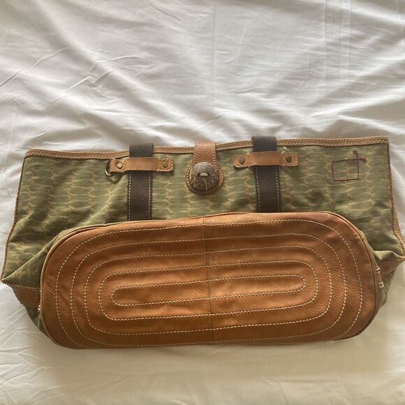 GAP RED Large Tote Thick Canvas with Leather Trim and Bottom Bag - Picture 14 of 14